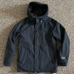 Men’s black Volcom insulated gore-tex jacket medium - used one season
